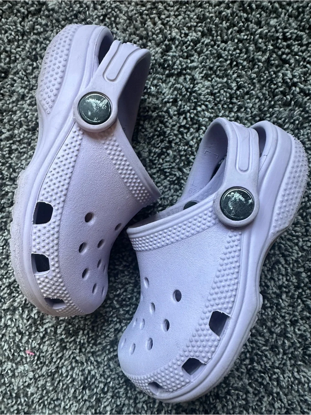 Kids Classic CROCS Lavender Slip-On Clog Water Sandals Size 9 Toddler